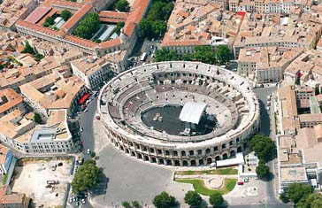 Nîmes